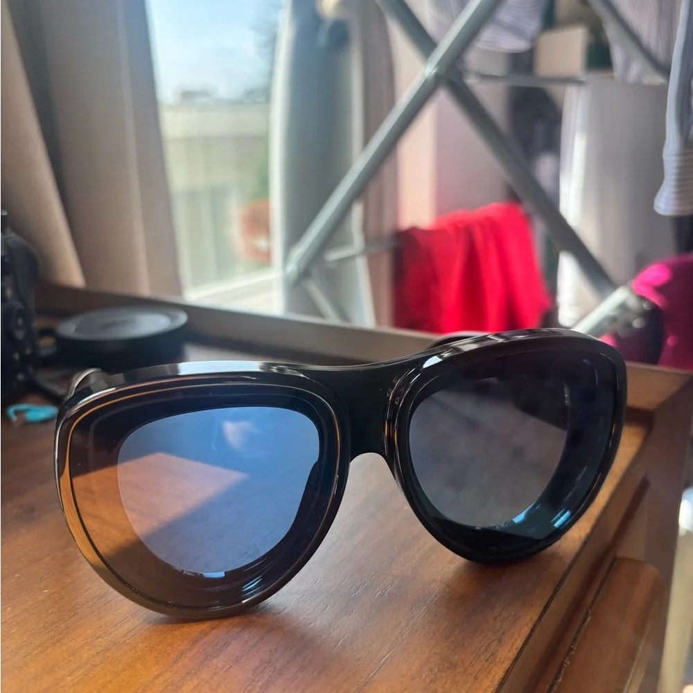 Loewe Sunglasses - Picture 5 of 5